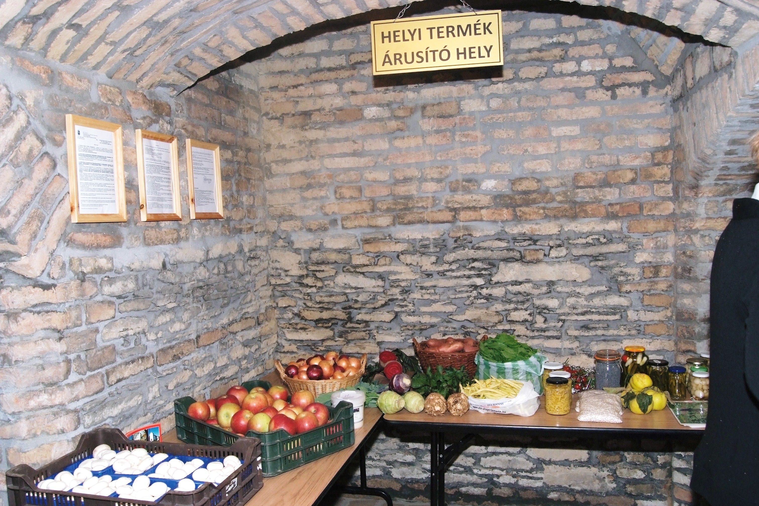 Csikvánd Közalapítvány Piac